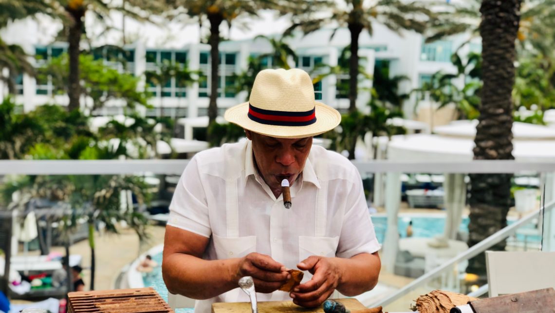 Cigar Roller at Event